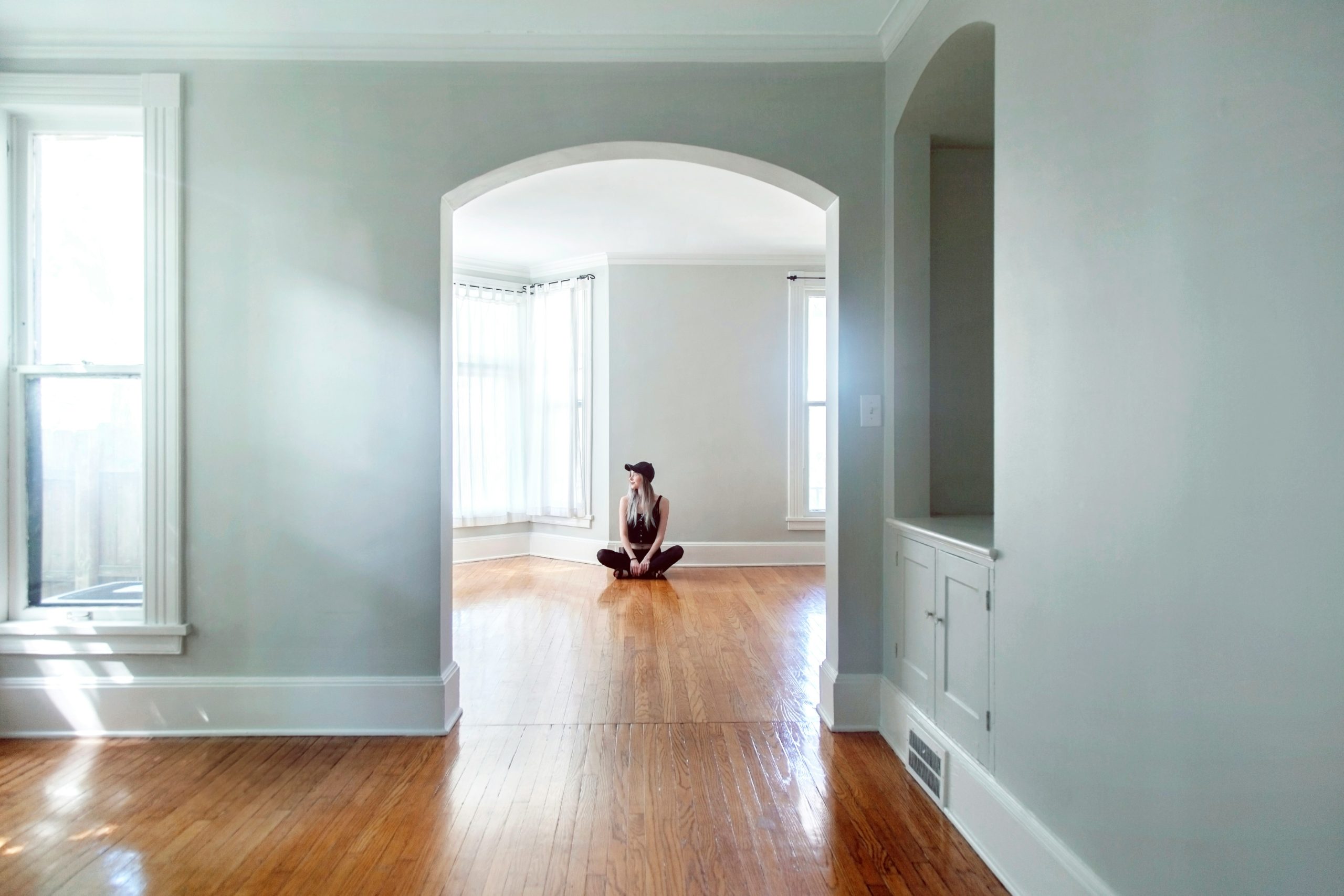 woman is wondering about cleaning service cost