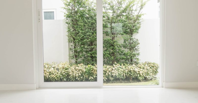 Adhesive Removal Methods for LA House Owners: Expert Tips for Spotless Floors